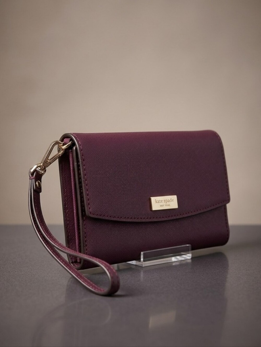 Kate Spade New York Laurel Way Saffiano Leather iPhone Wristlet